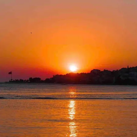 Yali Evi * Marmara Adasi