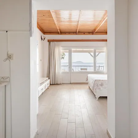 Yali Evi Apartment